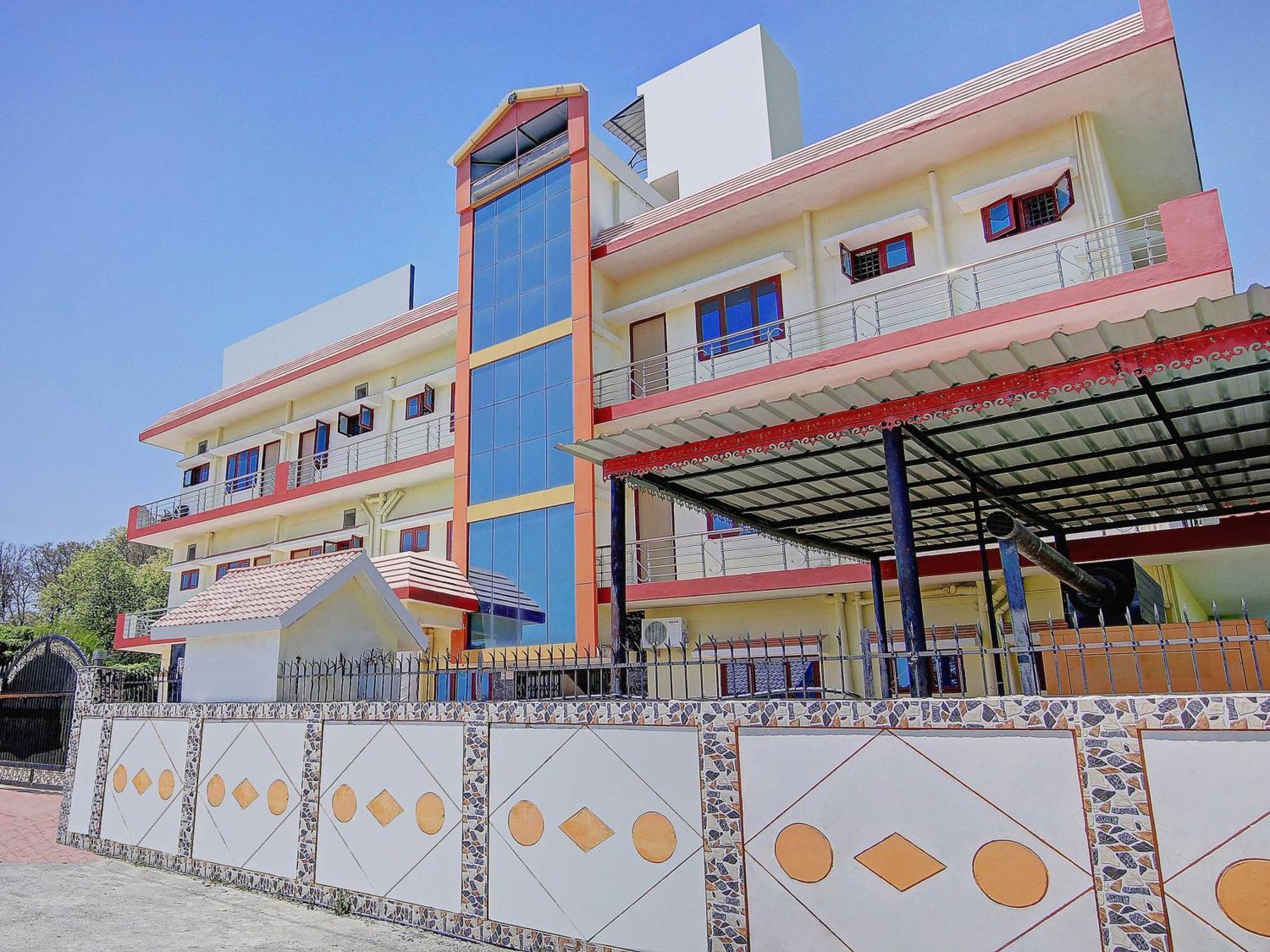Home 78802 Balaji Bhawan Jhajra Exterior photo