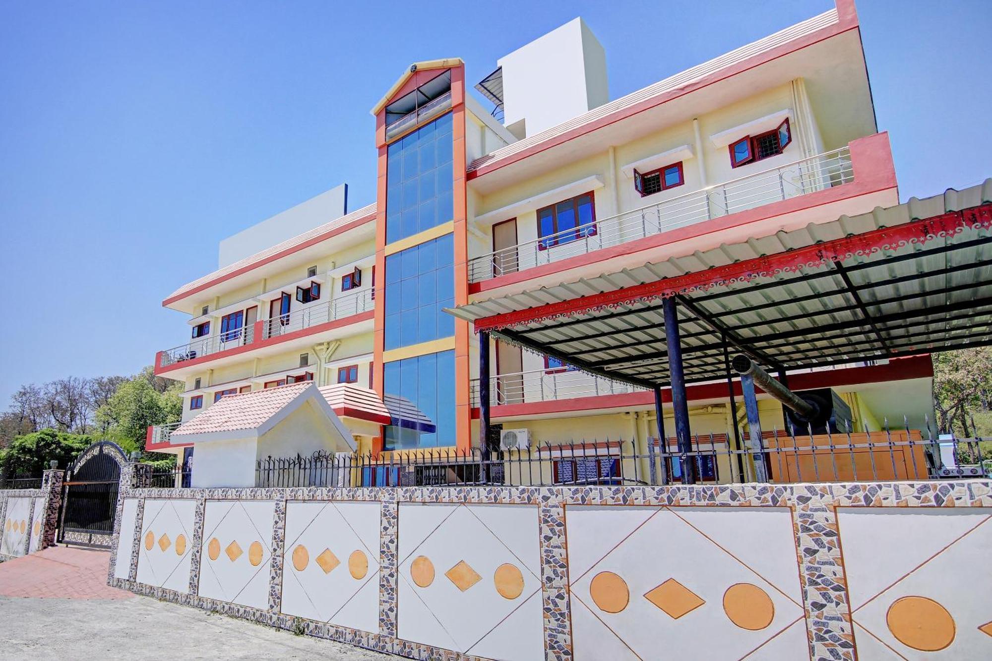 Home 78802 Balaji Bhawan Jhajra Exterior photo